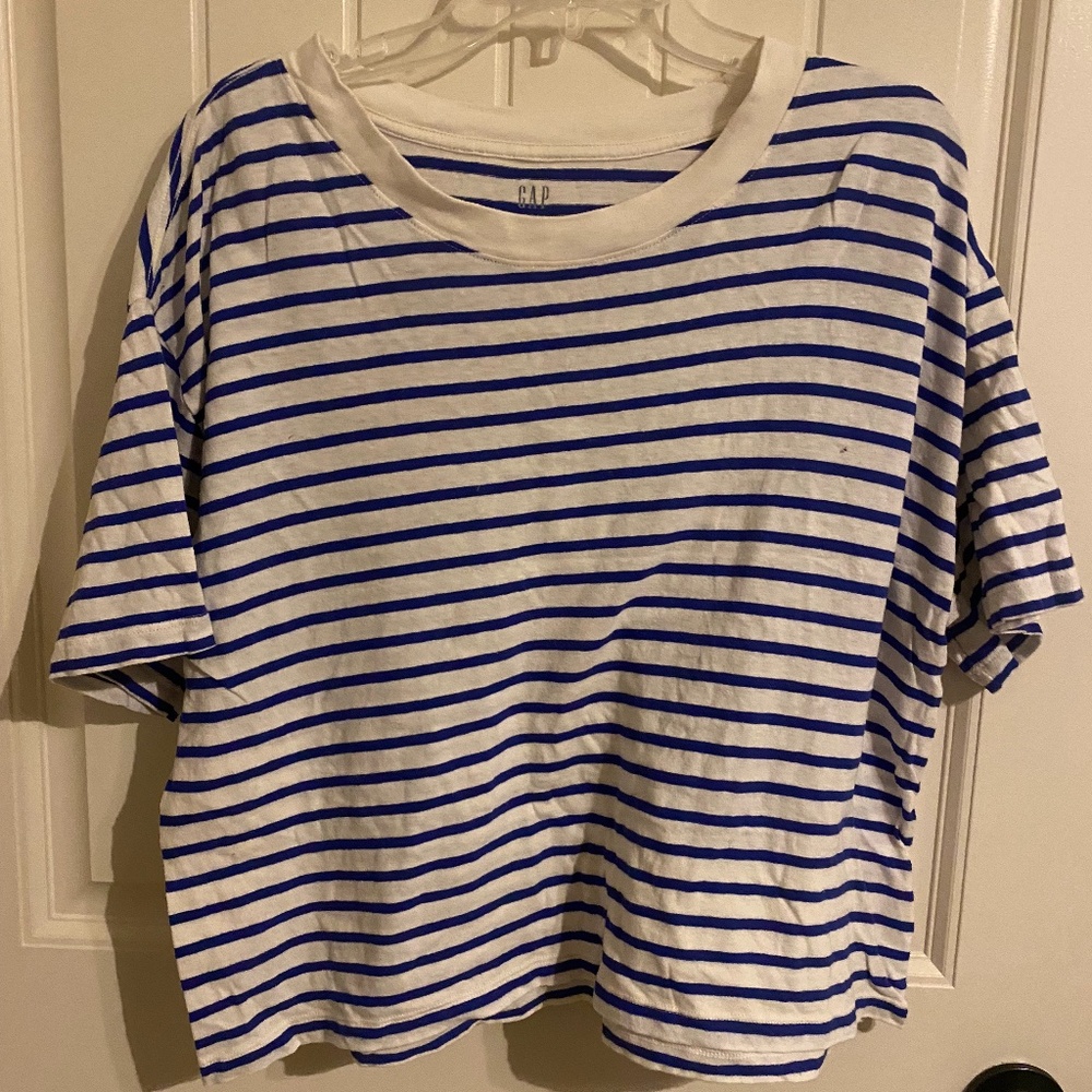 Gap boxy tshirt